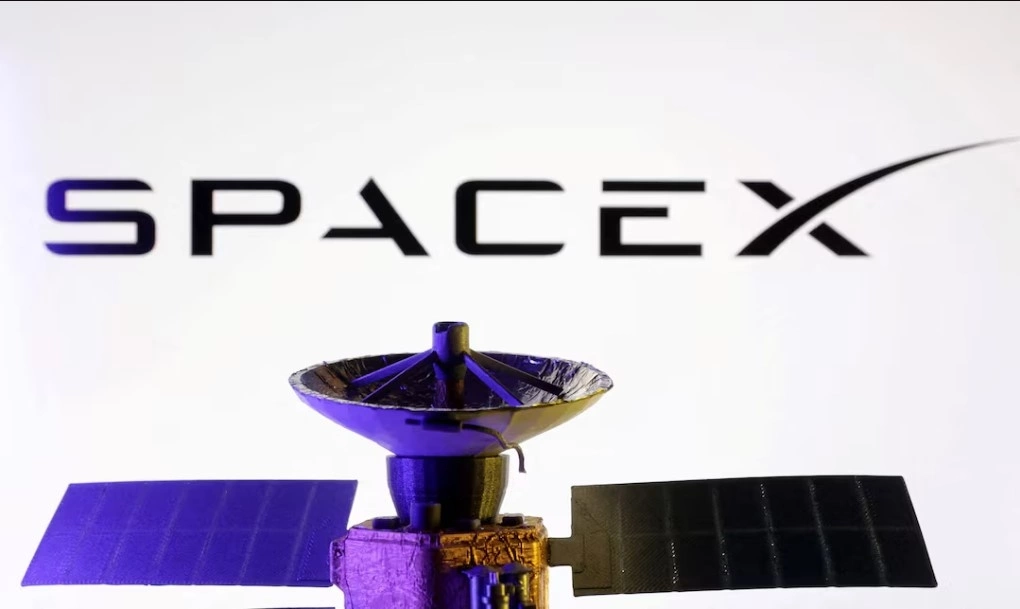 SpaceX xin phóng một triệu vệ tinh làm trung tâm dữ liệu AI